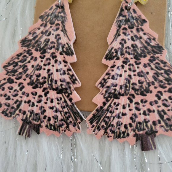 Leopard Print Christmas Tree Earrings - Picture 5 of 6